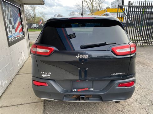 Used 2014 Jeep Cherokee Limited w/ Trailer Tow Group AWD/4WD image 7
