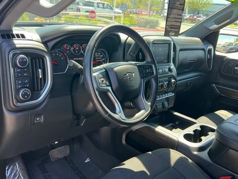 Used 2022 Chevrolet Silverado 1500 RST w/ LPO, Blackout Package AWD/4WD image 22