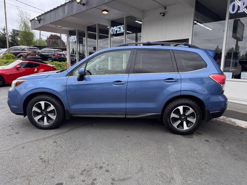 Used 2017 Subaru Forester 2.5i Limited w/ Protection Package #2 AWD/4WD image 2