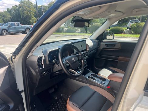 Used 2025 Ford Bronco Sport Outer Banks w/ Outer Banks Tech Package+ AWD/4WD image 18