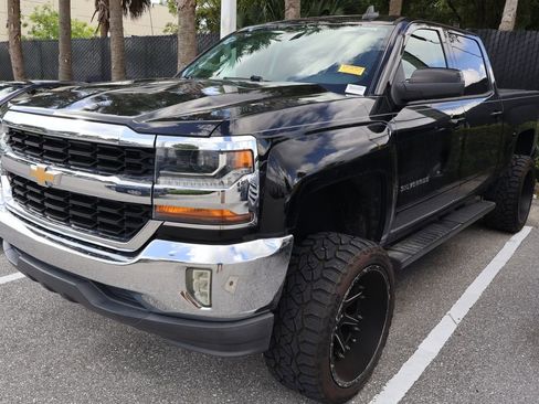 Used 2017 Chevrolet Silverado 1500 LT w/ All Star Edition RWD image 2