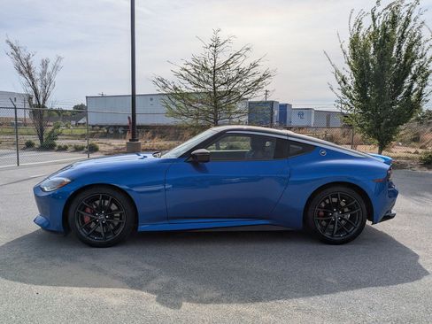 Certified 2024 Nissan Z Performance w/ Floor Mat Package image 8
