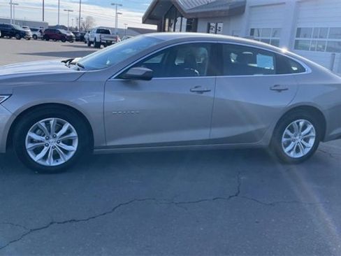 Used 2024 Chevrolet Malibu LT image 6