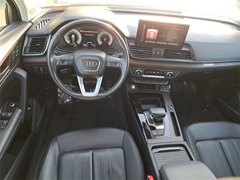 Used 2021 Audi Q5 e Premium Plus w/ Premium Plus Package image 15