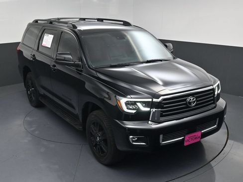 Used 2019 Toyota Sequoia TRD Sport w/ TRD Sport Premium Package AWD/4WD image 14