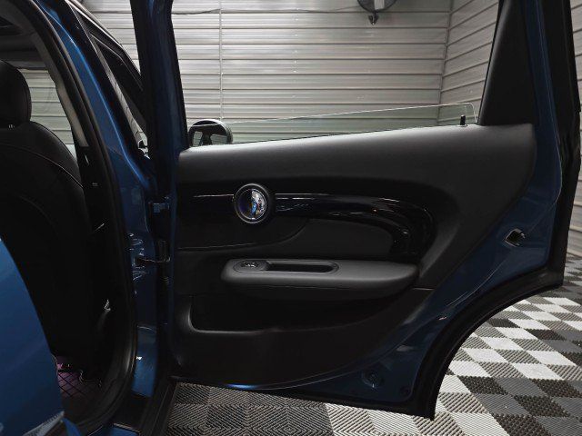 Used 2022 MINI Cooper Clubman S FWD image 34