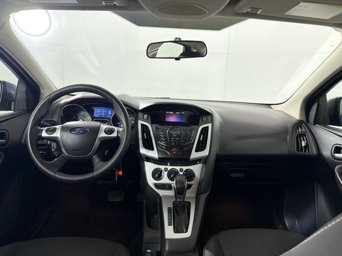 Used 2014 Ford Focus SE FWD image 21