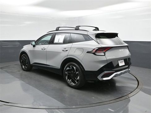 Used 2023 Kia Sportage SX image 5