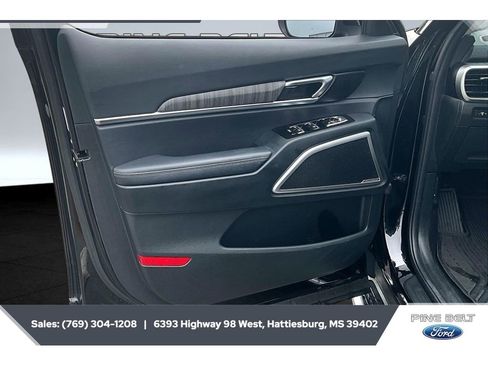 Used 2024 Kia Telluride EX FWD image 17