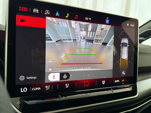 New 2026 Volkswagen GTI SE FWD image 25