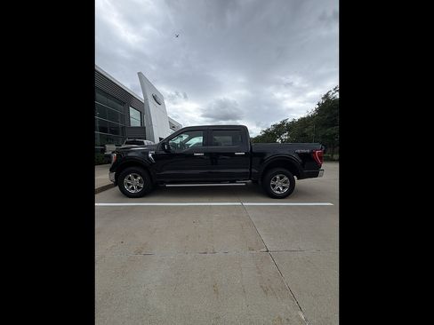 Used 2021 Ford F150 XLT w/ Equipment Group 302A High AWD/4WD image 2