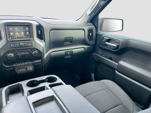 Used 2021 Chevrolet Silverado 1500 Custom Trail Boss AWD/4WD image 21