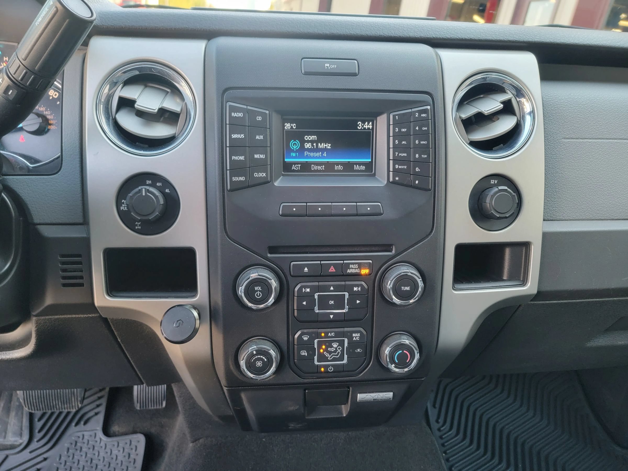 Used 2014 Ford F150 XLT w/ Equipment Group 301A Mid AWD/4WD image 15