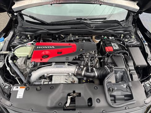 Used 2019 Honda Civic Type R image 14