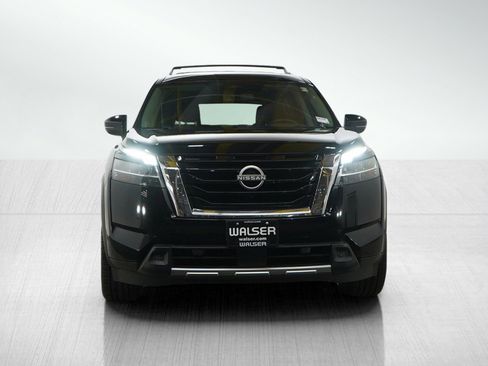 Used 2023 Nissan Pathfinder Platinum w/ Lighting Package (N93) image 8