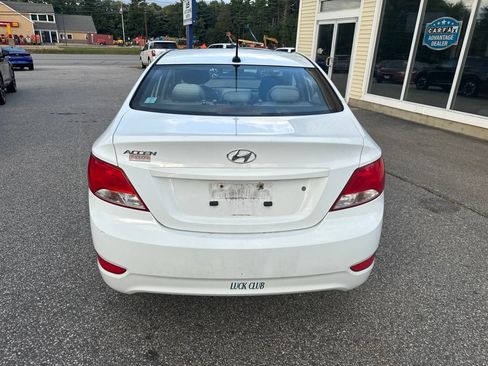 Used 2017 Hyundai Accent SE FWD image 4