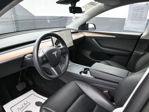 Used 2023 Tesla Model Y Long Range AWD/4WD image 21