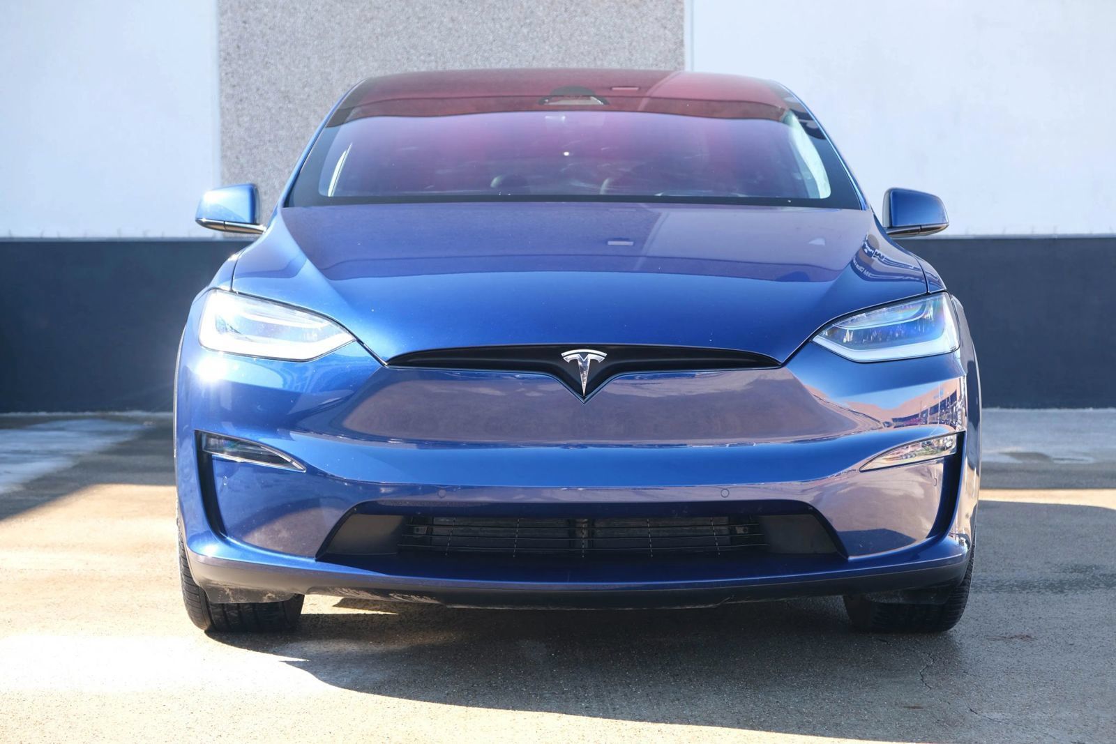 Used 2023 Tesla Model X Plaid AWD/4WD image 2