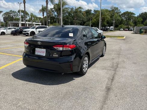 Used 2020 Toyota Corolla LE FWD image 8