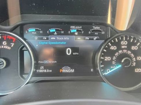 Used 2020 Ford F150 Platinum w/ Equipment Group 701A Luxury AWD/4WD image 2