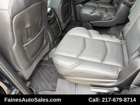 Used 2018 Cadillac Escalade Premium Luxury image 39