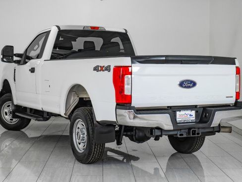 Used 2017 Ford F350 XL image 8