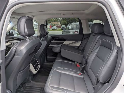 Used 2024 Lincoln Nautilus Premier w/ Equipment Group 102A AWD/4WD image 14