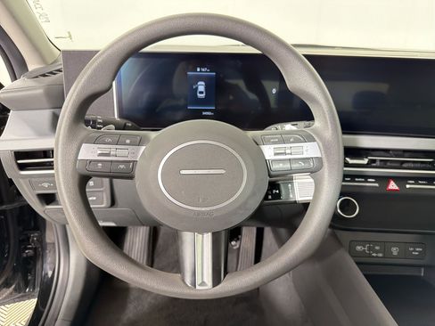 Used 2025 Hyundai Sonata SEL FWD image 15