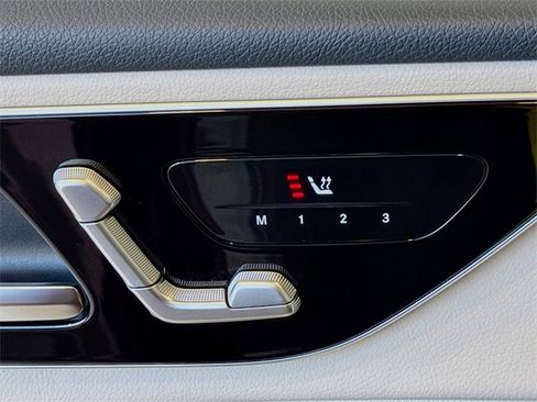 Certified 2025 Mercedes-Benz GLC 300 4MATIC image 21