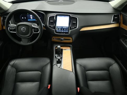 Used 2023 Volvo XC90 B6 Plus w/ Protection Package Premier AWD/4WD image 18