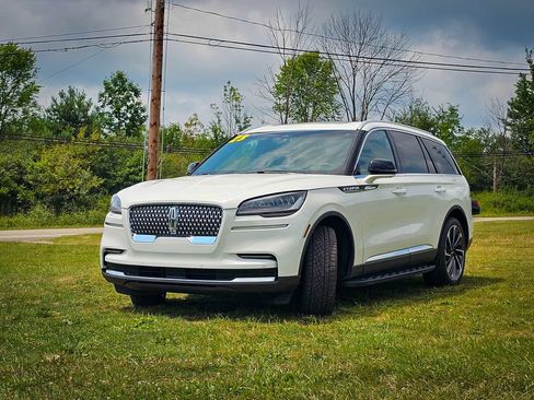 Used 2023 Lincoln Aviator Reserve w/ Equipment Group 201A AWD/4WD image 7