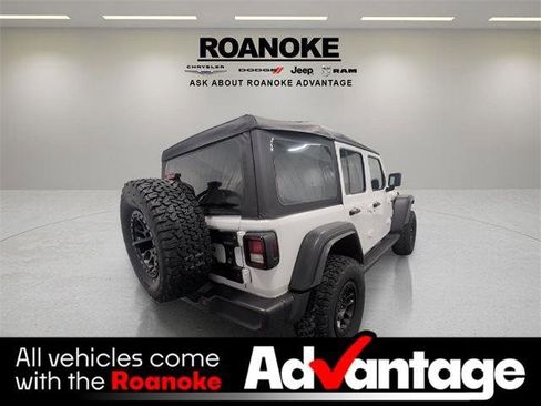 Used 2022 Jeep Wrangler Unlimited Sport w/ Xtreme Recon 35" Tire Package image 9