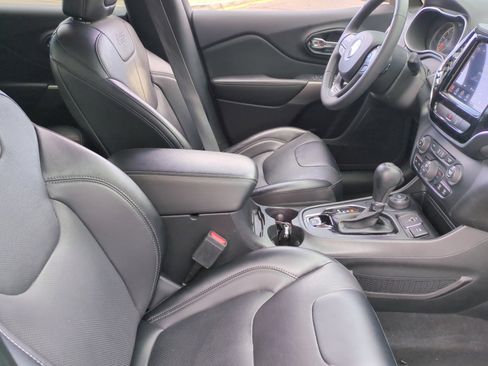 Certified 2022 Jeep Cherokee Limited image 19