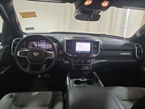 Used 2022 RAM 1500 Big Horn AWD/4WD image 4