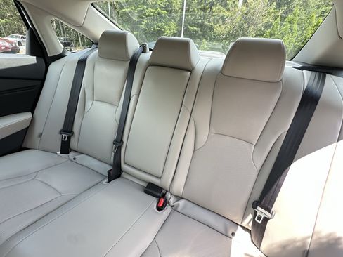 Used 2025 Honda Accord Touring image 10