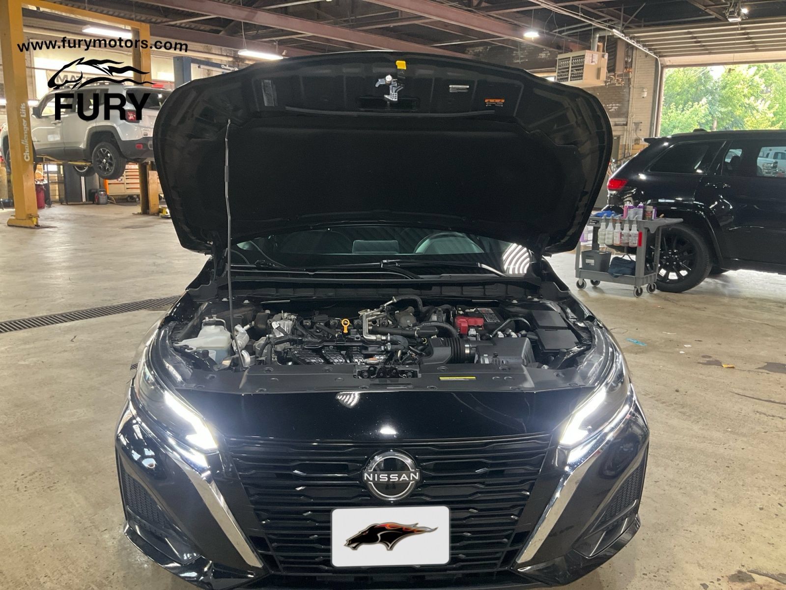 Used 2025 Nissan Altima 2.5 SV FWD image 31
