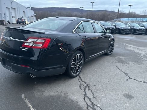 Used 2018 Ford Taurus Limited image 14
