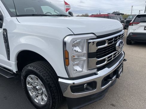 Used 2024 Ford F250 XLT image 33