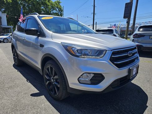 Used 2019 Ford Escape SE AWD/4WD image 3