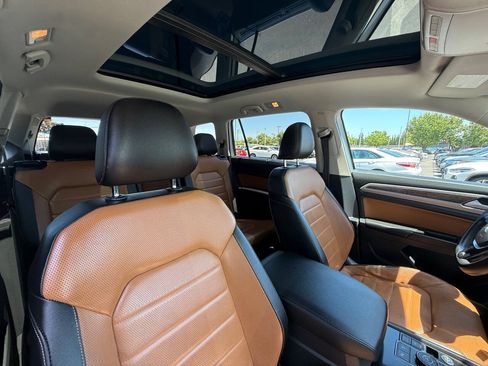 Used 2018 Volkswagen Atlas SEL Premium AWD/4WD image 26