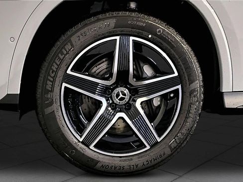 New 2026 Mercedes-Benz GLC 300 4MATIC image 17