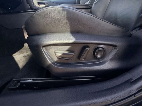Used 2025 Toyota Camry SE w/ Convenience Package FWD image 26