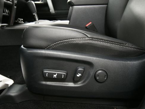 Certified 2024 Toyota 4Runner SR5 Premium image 10