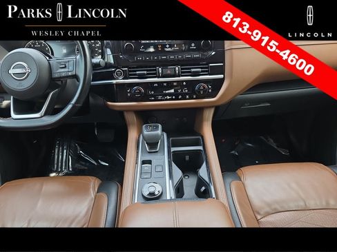 Used 2022 Nissan Pathfinder Platinum AWD/4WD image 13