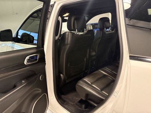 Used 2018 Jeep Grand Cherokee High Altitude AWD/4WD image 31