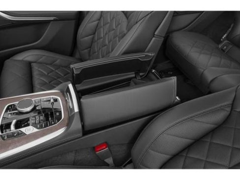 New 2027 BMW X7 xDrive40i w/ Executive Package AWD/4WD image 13