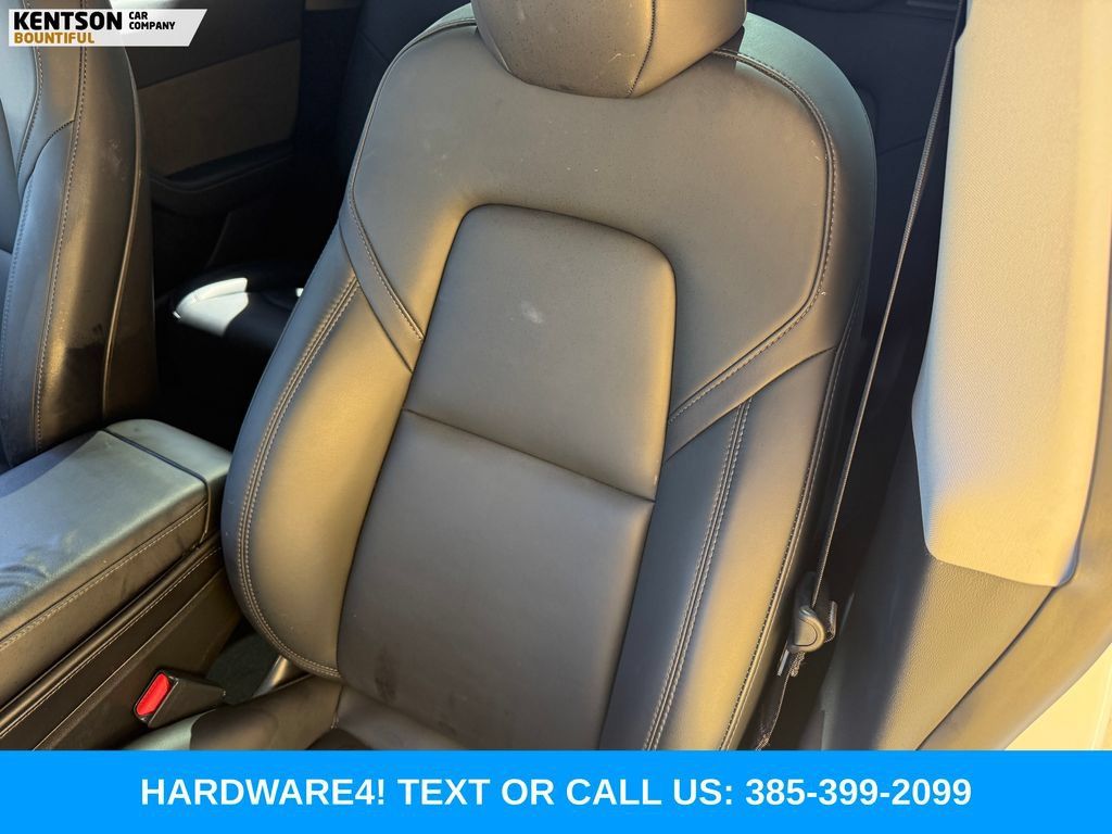 Used 2023 Tesla Model Y Long Range AWD/4WD image 27