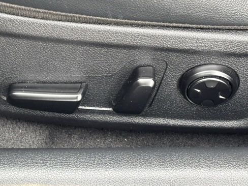 Used 2018 Kia Stinger image 9