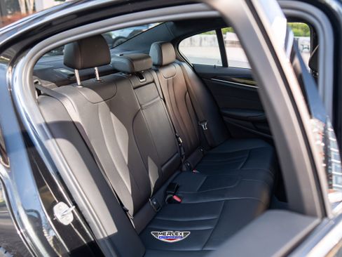 Used 2019 BMW 530e xDrive w/ Convenience Package AWD/4WD image 18