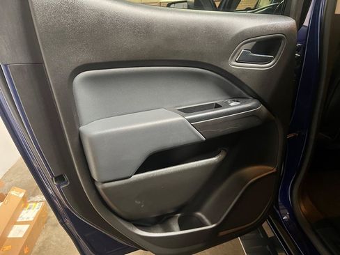 Used 2017 Chevrolet Colorado Z71 RWD image 29